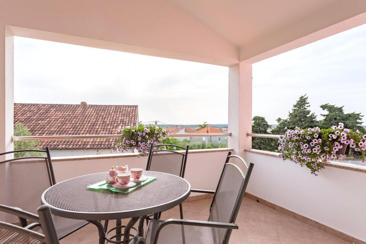 Turta Apartment Zadar Bagian luar foto